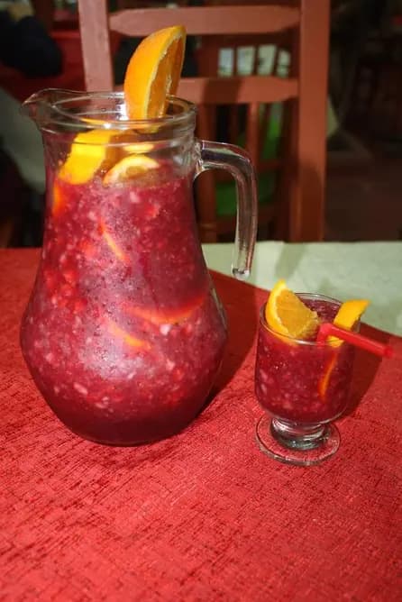 jarra de natural frutilla