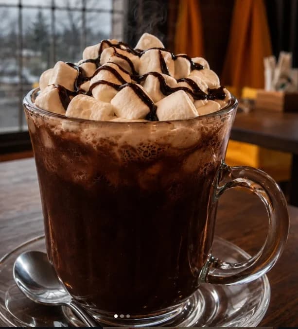 Chocolate caliente con malvaviscos