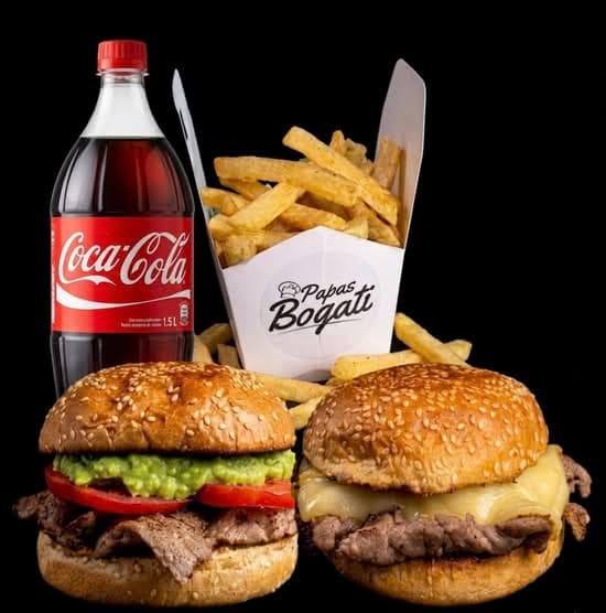 2 Sandwiches, Papas Fritas más Bebida 1.5 Litros