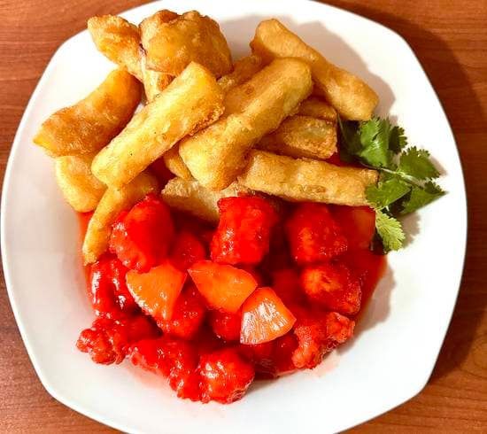 Costillar cantones con papas chinas